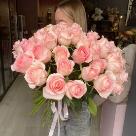 Моно букет из 35 одноголовых роз