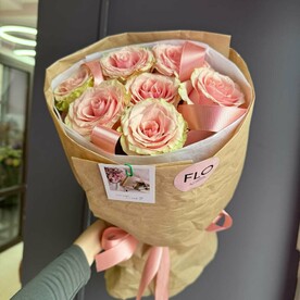 Букет из одноголовых роз