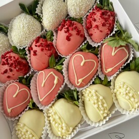 Клубника в бельгийском шоколаде 16 шт