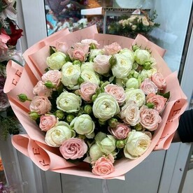 Пионовидные розы кустовые