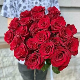 Букет Из 25 Эквадорских Роз