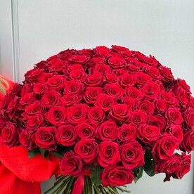 Букет из 101 красной розы, 80 см
