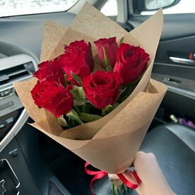 Букет из 7 роз