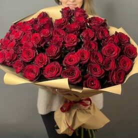 Розы Эквадор красные 51шт