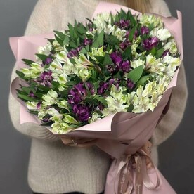 Альстромерия 25 штук