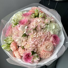 Шикарный воздушный букет