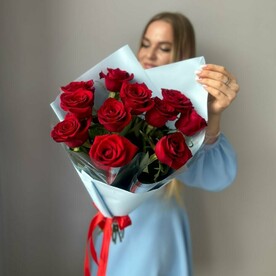 Букет 11 красных роз Арт. 007