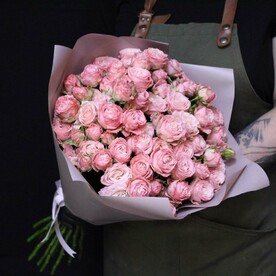 19 кустовых пионовидных роз