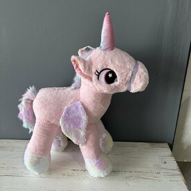 Милый единорожек