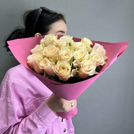 Роза кения 15 штук