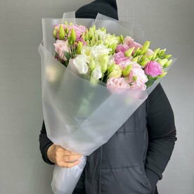 Нежный букет эустома (лизиантус)