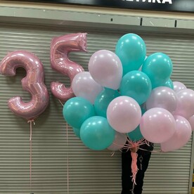 Воздушные шары две цифры и 35 латексных шаров