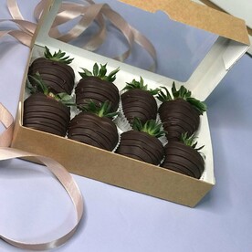 Набор клубники в темном ( горьком) шоколаде