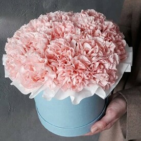 Цветы в коробке