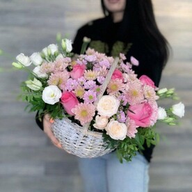 Корзина с цветами