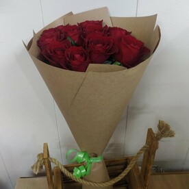 Красные розы в Крафта