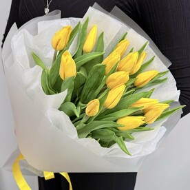 Букет из жёлтых тюльпанов 15 шт