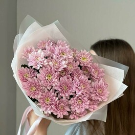 Монобукет из 5 кустовых сиреневых хризантем