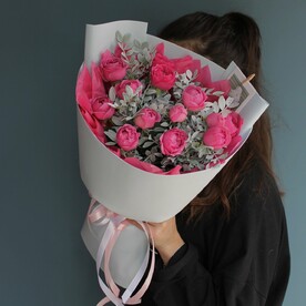 Пионовидные кустовые розы