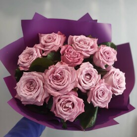 Роза лиловая