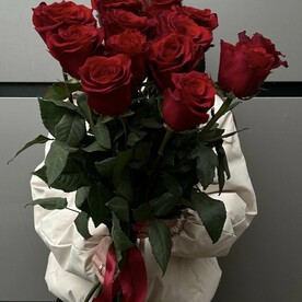 15 роз Эксплорер 80см