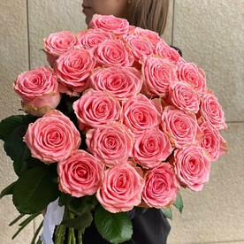 25 роз
