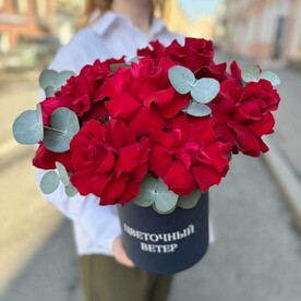 Букет красных французских роз