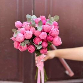 Букет из пионовидных роз