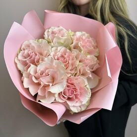 Моно букет из розовых французских роз