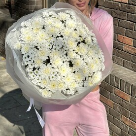 Сборный букет "Ромашка" из кустовой хризантемы и сантини