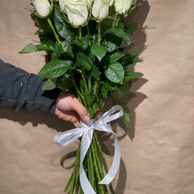 Букет из белых роз