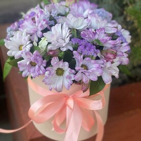 Композиция из кустовой хризантемы