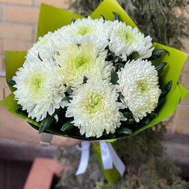 Букет из хризантем