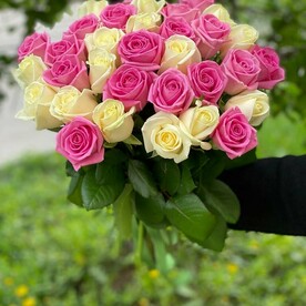 Букет роз " Мон Амур"