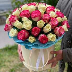 Коробка из 35 роз микс