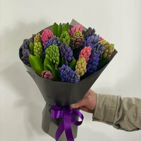 Букет из 23 гиацинтов