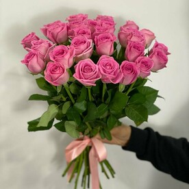 Букет из 27 розовых роз