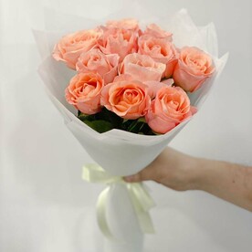 Букет из персиковых роз