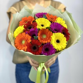 Яркая жизнь