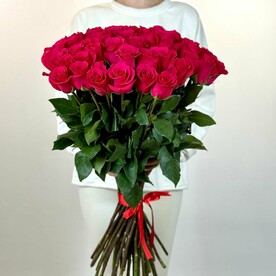 51 ярко-розовая роза Эквадор