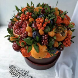 Фруктовые объятия