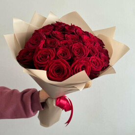 Букет из 25 голландских роз