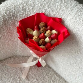 Клубника в шоколаде букет "Любовь" маленький