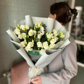 Нежная эустома