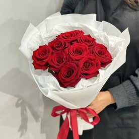 Букет из красных роз