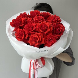 Монобукт "ФРАНЦУЗСКАЯ РОЗА НИНА", 15 шт