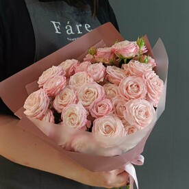 Букет из 7 роз Бомбастик