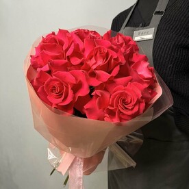 Букет из Красных Роз во Французской технике