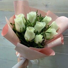 Букет из белых роз