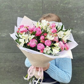 Яркая мадам